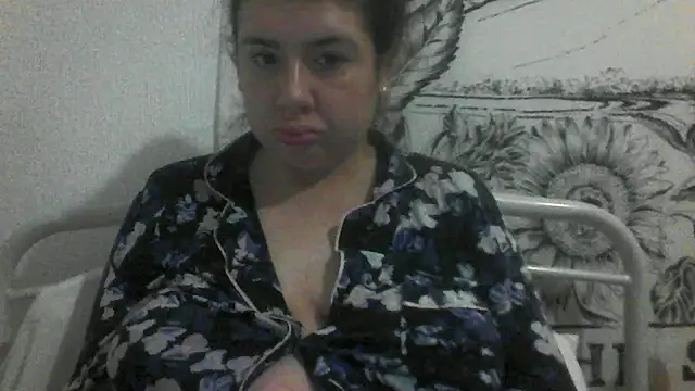 CamilaCherryX online show from October 12, 2025, 6:51 pm