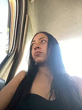 Little aphrodite online show from February 1, 2025, 4:44 pm