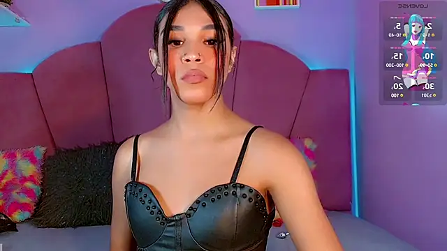 Snapshot of ValentinaMarinn chatting on December 12, 2024, 8:43 pm ValentinaMarinn online show from December 12, 2024, 8:43 pm