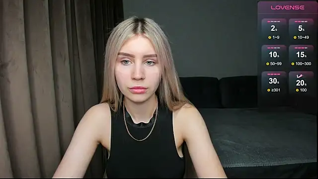 Snapshot of Kitty_Aurora chatting on October 27, 2025, 4:55 pm Kitty Aurora online show from October 27, 2025, 4:55 pm