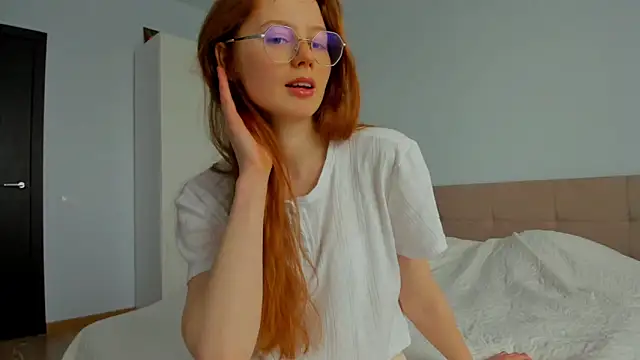 Snapshot of Fire_Luna chatting on March 13, 2025, 9:10 am Fire Luna online show from March 13, 2025, 9:10 am