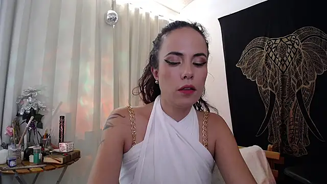 Snapshot of AmaRiv chatting on December 11, 2024, 6:42 pm AmaRiv online show from December 11, 2024, 6:42 pm