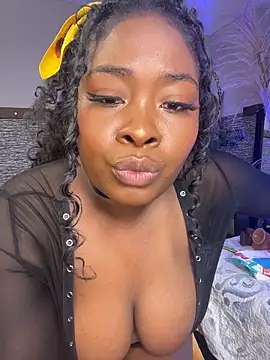 zoe 23  online show from April 14, 2026, 11:05 am