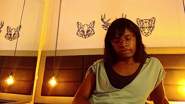 candy lovee69 online show from February 25, 2025, 10:07 pm