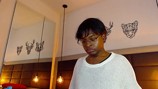 candy lovee69 online show from March 9, 2025, 12:31 am