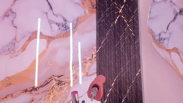 Snapshot of Alyson-a chatting on April 1, 2026, 1:41 pm Alyson-a online show from April 1, 2026, 1:41 pm