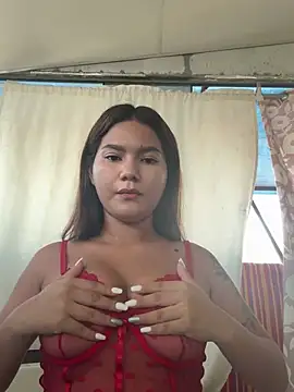 Snapshot of Hot_Rose83 chatting on March 7, 2025, 8:44 pm Hot Rose83 online show from March 7, 2025, 8:44 pm