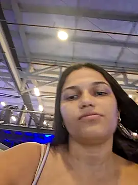 girl milk1 online show from May 7, 2026, 9:31 pm