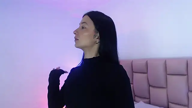 Snapshot of Zoe_Vixen chatting on December 21, 2024, 12:06 pm Zoe Vixen online show from December 21, 2024, 12:06 pm