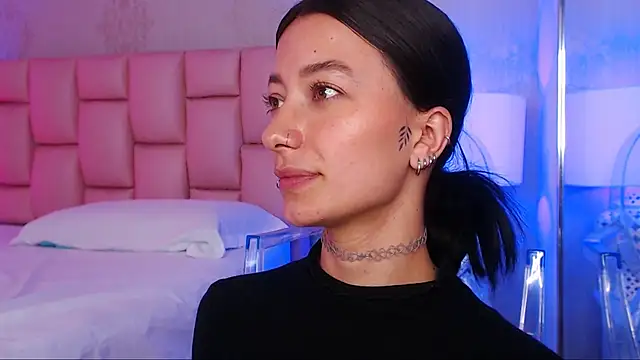 Snapshot of Zoe_Vixen chatting on January 17, 2025, 6:12 pm Zoe Vixen online show from January 17, 2025, 6:12 pm