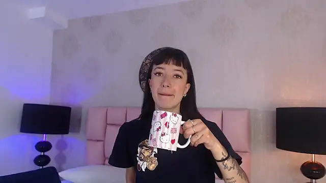 Snapshot of Zoe_Vixen chatting on February 27, 2025, 12:02 pm Zoe Vixen online show from February 27, 2025, 12:02 pm