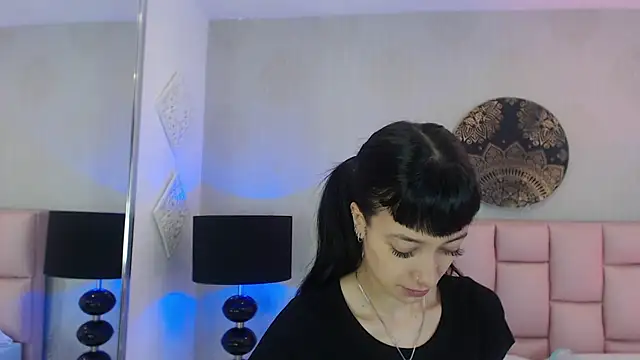 Snapshot of Zoe_Vixen chatting on March 12, 2025, 12:04 pm Zoe Vixen online show from March 12, 2025, 12:04 pm