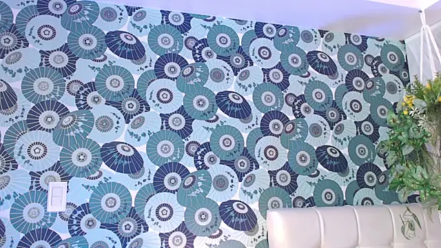 Snapshot of Zoe_Vixen chatting on March 20, 2025, 12:22 pm Zoe Vixen online show from March 20, 2025, 12:22 pm