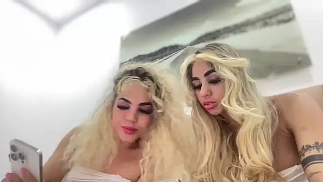 Snapshot of Susandolls chatting on October 20, 2025, 10:05 am Susandolls online show from October 20, 2025, 10:05 am