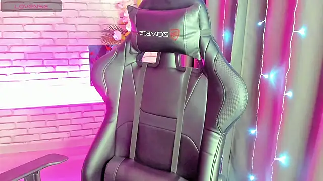 Tonya Gray online show from December 21, 2024, 5:47 am