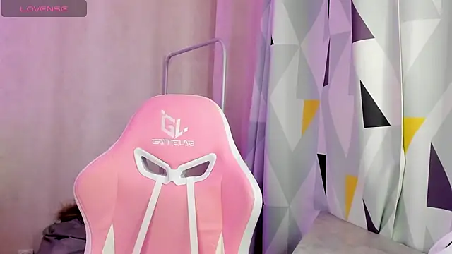 Tonya Gray online show from January 6, 2025, 1:53 am