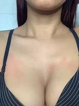 Sweety 008 online show from January 13, 2025, 12:02 pm