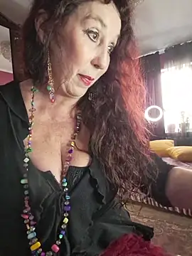 GypsyEsmeralda online show from March 20, 2026, 2:33 pm