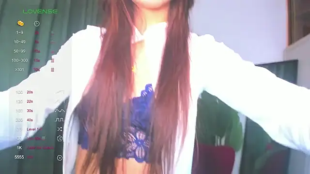 Snapshot of LizaTheButter chatting on March 21, 2025, 2:39 am LizaTheButter online show from March 21, 2025, 2:39 am