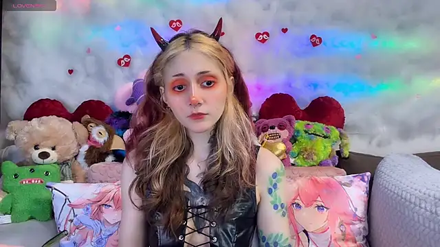 Snapshot of _Devill_Baby chatting on April 28, 2026, 7:41 pm Devill Baby online show from April 28, 2026, 7:41 pm