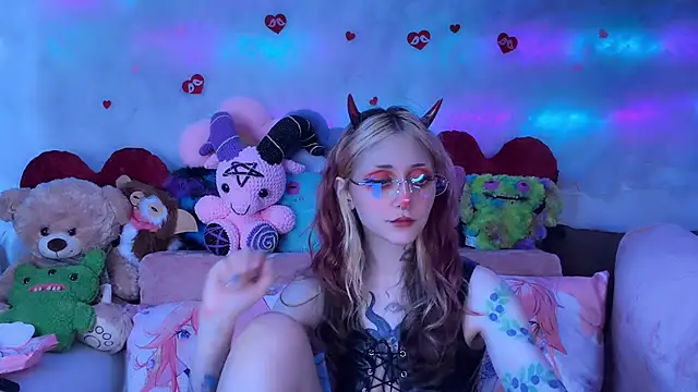 Snapshot of _Devill_Baby chatting on May 6, 2026, 7:46 am Devill Baby online show from May 6, 2026, 7:46 am