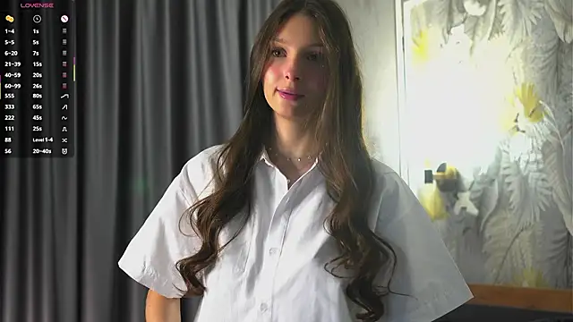 GeorginaCurvin online show from March 6, 2026, 1:24 am