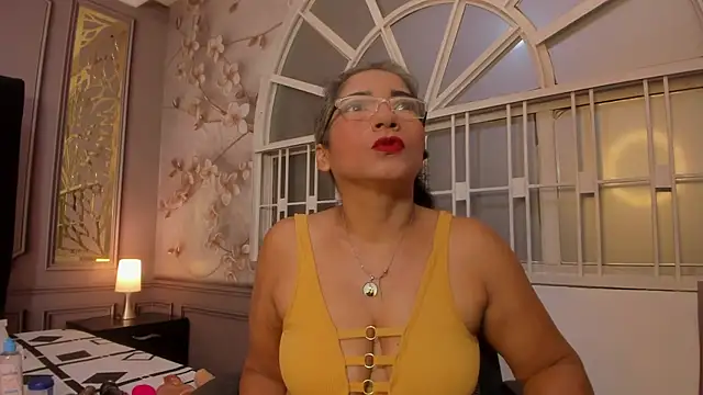 mature bigass   online show from December 31, 2024, 1:15 am