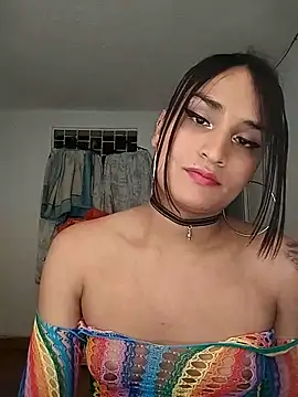 Snapshot of Pussycat_9999 chatting on January 7, 2025, 4:37 pm Pussycat 9999 online show from January 7, 2025, 4:37 pm