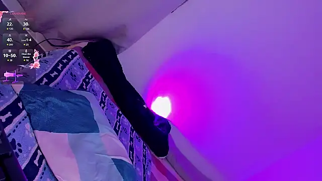 pinkscreens online show from March 31, 2026, 7:47 pm