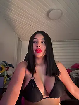 Snapshot of Anily_Lovely chatting on July 15, 2026, 2:06 am Anily Lovely online show from July 15, 2026, 2:06 am