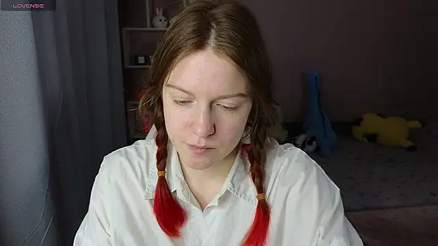 CassieJuice69 online show from December 4, 2024, 5:11 pm