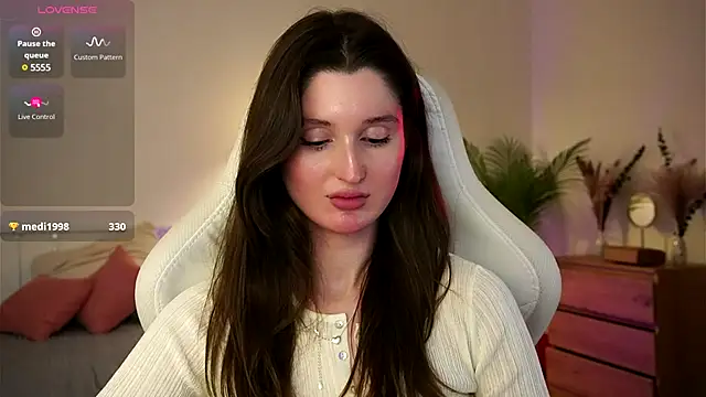 Snapshot of tender_babyy chatting on March 19, 2025, 4:55 pm tender babyy online show from March 19, 2025, 4:55 pm