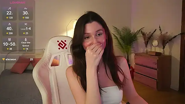 Snapshot of tender_babyy chatting on March 20, 2025, 5:15 pm tender babyy online show from March 20, 2025, 5:15 pm