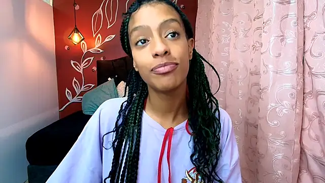 Zia Green online show from December 15, 2024, 3:45 am