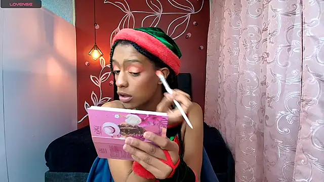 Zia Green online show from December 24, 2024, 11:17 am