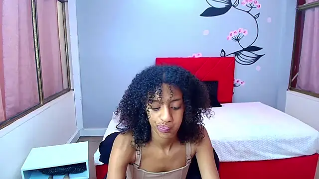 Zia Green online show from March 13, 2025, 7:39 pm