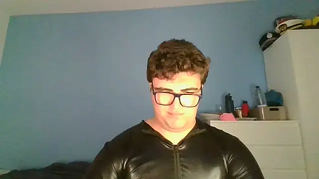 sorolla12 online show from April 18, 2026, 7:58 pm