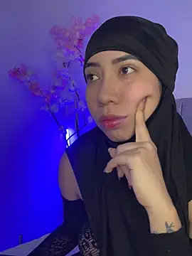 Sweet hot mia online show from May 5, 2026, 2:47 pm