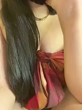 Snapshot of Cameelia chatting on November 2, 2025, 12:02 am Cameelia online show from November 2, 2025, 12:02 am