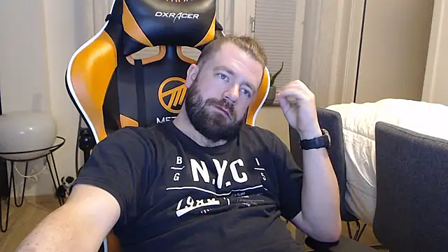 Sebuleczek online show from March 2, 2025, 11:20 pm