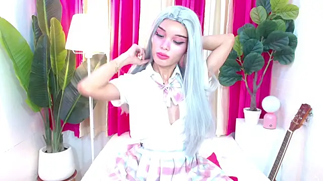 Snapshot of Notaestheticallykylinee chatting on June 17, 2026, 2:25 am Notaestheticallykylinee online show from June 17, 2026, 2:25 am