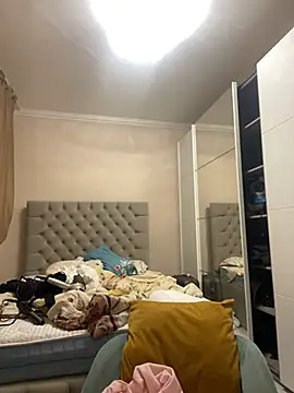 Gya Rue online show from January 5, 2025, 6:56 pm