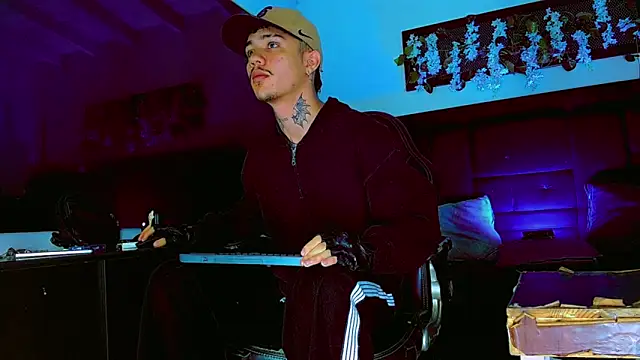 HannibalLester online show from April 17, 2026, 3:20 am