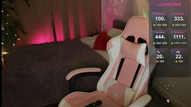 VasilisaRedHooot online show from February 22, 2025, 5:13 pm