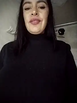 hailey85 online show from December 20, 2025, 7:32 pm