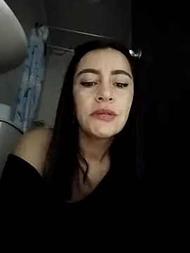 hailey85 online show from December 21, 2025, 3:08 pm