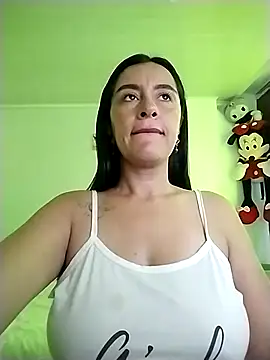 hailey85 online show from February 2, 2026, 8:40 pm