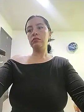 hailey85 online show from May 31, 2026, 8:32 pm