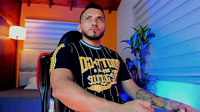 maximusclark1 online show from February 25, 2026, 1:15 am