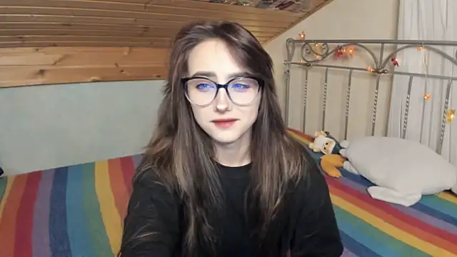 Snapshot of SilverDream chatting on December 6, 2024, 9:02 pm SilverDream online show from December 6, 2024, 9:02 pm